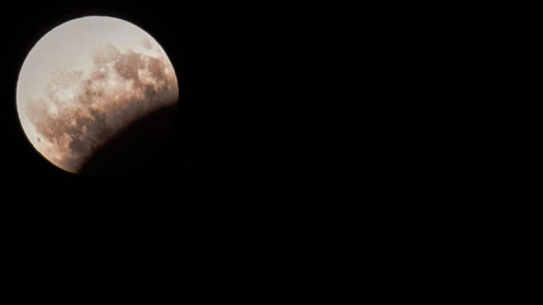 Πανσέληνος και μερική έκλειψη Σελήνης στις 16 Ιουλίου