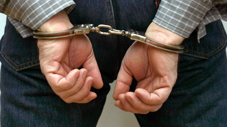 Ρέθυμνο: Συνελήφθη 54χρονος που είχε στην κατοχή του όπλο τύπου στυλό