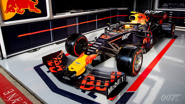 Με το σήμα του James Bond στο Silverstone η Red Bull Racing Με το σήμα του James Bond στο Silverstone η Red Bull Racing