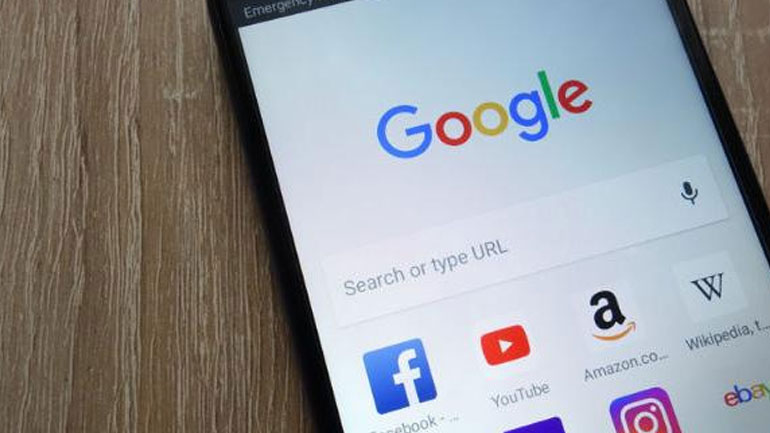 Ο φόρος που σχεδιάζει να επιβάλει το Παρίσι στις εταιρείες-κολοσσούς «συμβαδίζει με τις διεθνείς συμφωνίες»