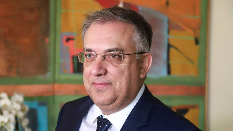 Άτυπες συναντήσεις του υπουργού Εσωτερικών Τάκη Θεοδωρικάκου με δημάρχους