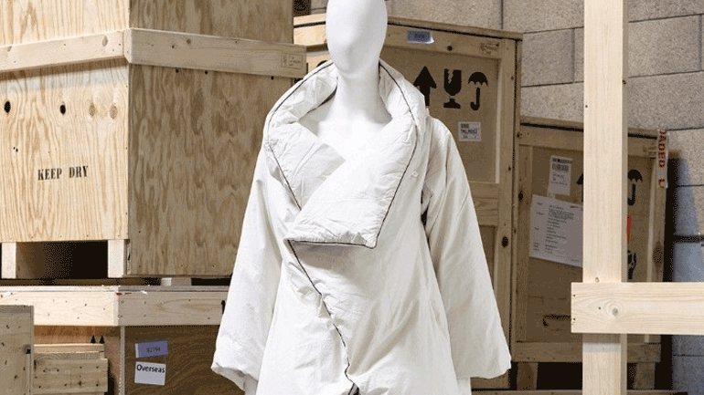 Vintage δημιουργίες του Maison Margiela θα πωληθούν σε δημοπρασία του Sotheby’s στο Παρίσι