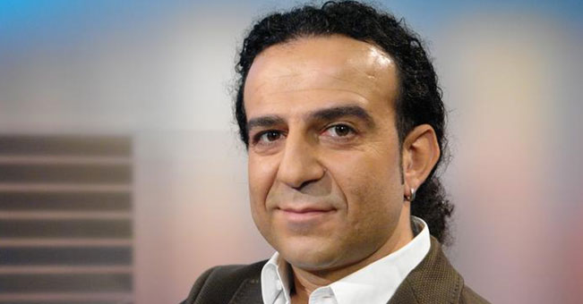 Ο Bülent Mumay  της DW  