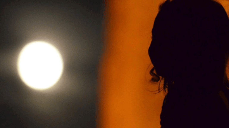 Πάρτι της ΔΕΘ για την Πανσέληνο του Ιουλίου με εικόνες και μουσική