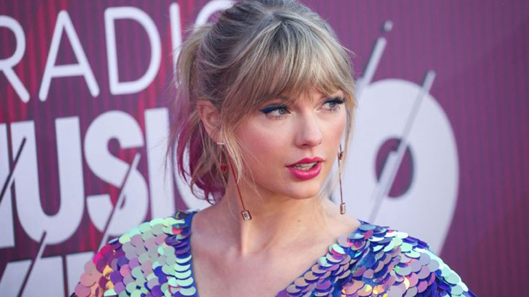 Forbes: Η Taylor Swift στην κορυφή της λίστας των 100 πιο ακριβοπληρωμένων καλλιτεχνών!