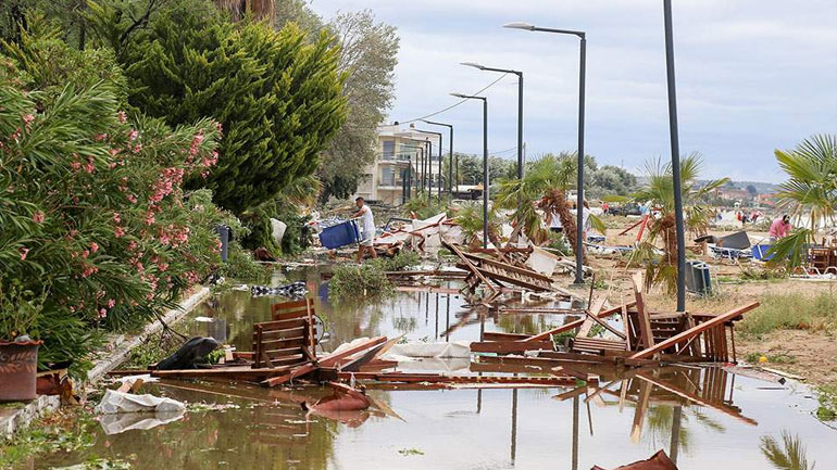 Δεκατέσσερις τραυματίες από τη θεομηνία στη Χαλκιδική νοσηλεύονται σε νοσοκομεία της Θεσσαλονίκης