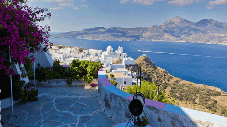 Η Μήλος ψηφίστηκε ως το καλύτερο νησί της Ευρώπης!