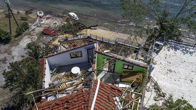 «Ασυνήθιστης έντασης» οι άνεμοι στη Χαλκιδική την ημέρα της θεομηνίας