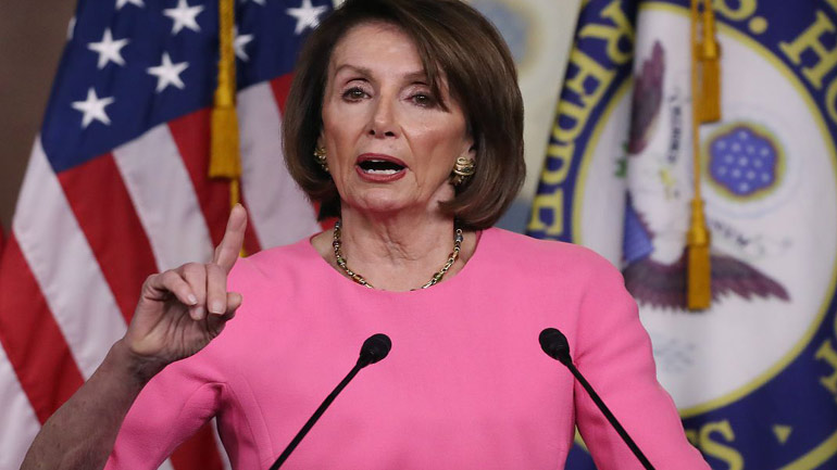 Η Πελόσι θέλει να κλειστεί συμφωνία για το όριο του χρέους πριν από τη διακοπή των εργασιών του Κογκρέσου