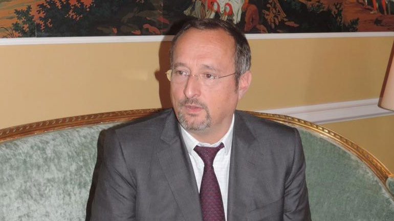 Η Γαλλία «θα συνεχίσει να στηρίζει οικονομικά την Ελλάδα»