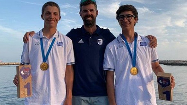 Ιστιοπλοΐα: Χρυσό μετάλλιο στο Παγκόσμιο 420 για τους Σπανάκη και Μιχαλόπουλο, «χάλκινες» οι Παππά και Τσαμοπούλου