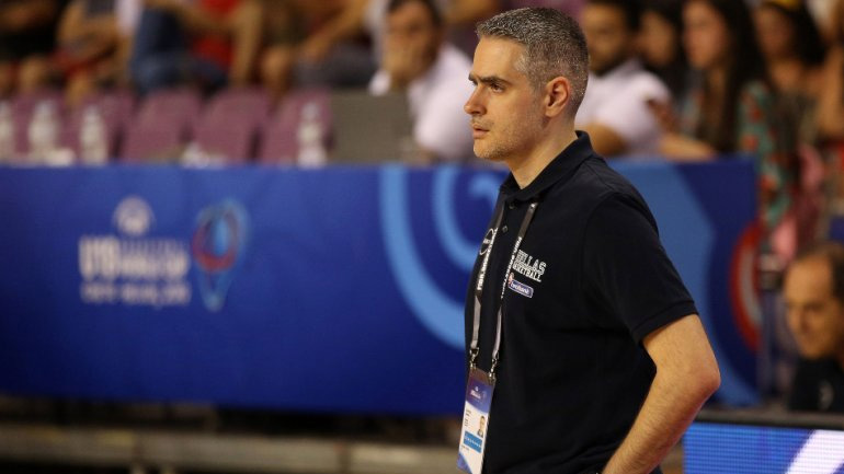 Καστρίτης: «Να βοηθήσουμε τον Ηρακλή να πατήσει γερά στην Α1»