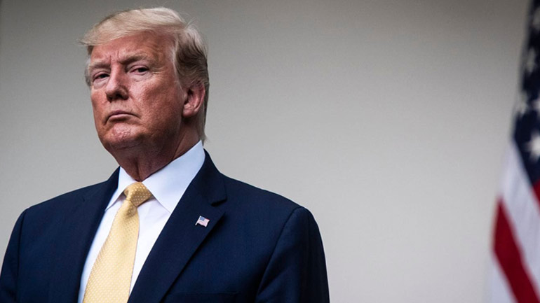 Τραμπ: Το Σαββατοκύριακο ξεκινά ευρεία επιχείρηση για την απέλαση παράτυπων μεταναστών