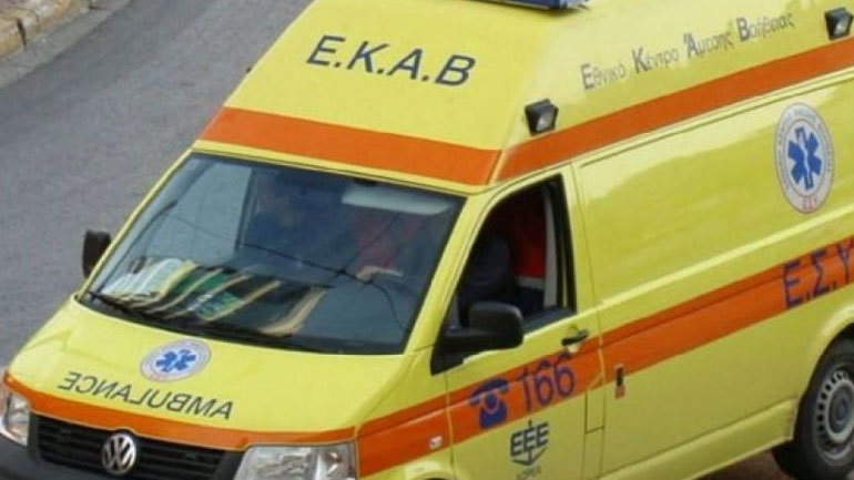 Σφοδρή σύγκρουση οχημάτων στη Λ. Συγγρού