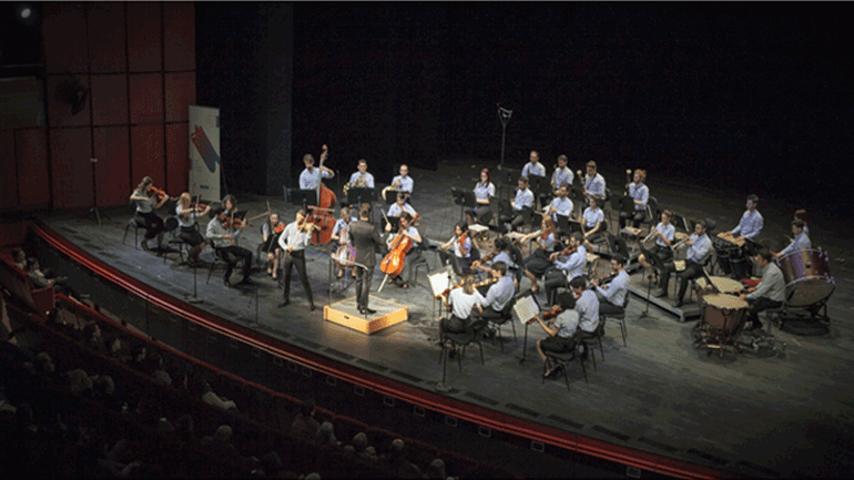 Πρωτότυπα έργα και reworks του Αλέξανδρου Λιβιτσάνου από την Ελληνική Συμφωνική Ορχήστρα Νέων