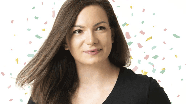 «Γιορτή» – Το νέο τραγούδι της Κωνσταντίνας Πάλλα