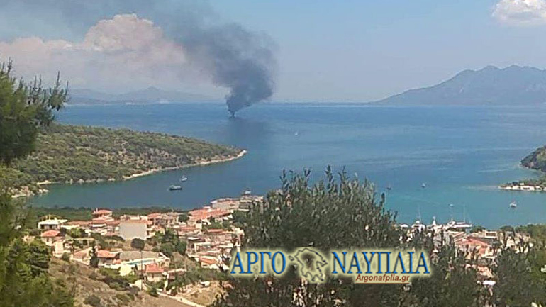 Φωτιά σε ιστιοφόρο σκάφος στην Επίδαυρο