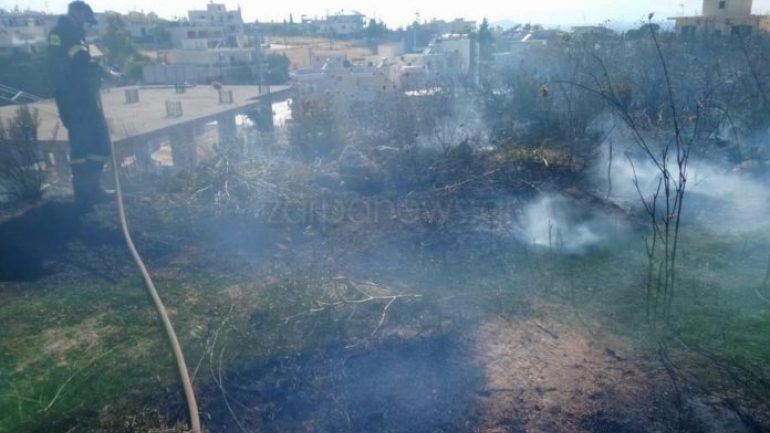 Χανιά: Σοβαρές υλικές ζημιές σε οχήματα προκάλεσε πυρκαγιά στην περιοχή Λενταριανά