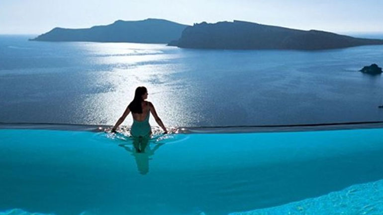 Το να μένετε κοντά στη θάλασσα κάνει καλό στην ψυχική σας υγεία