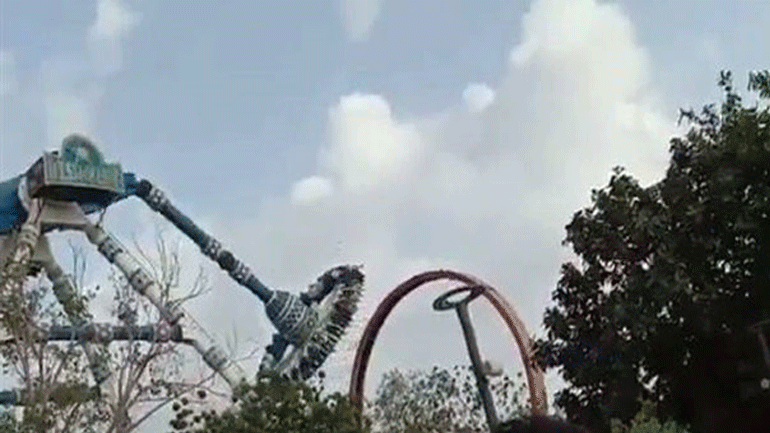 Δύο νεκροί σε Λούνα Παρκ στην Ινδία – Έσπασε στα δύο περιστρεφόμενο παιχνίδι