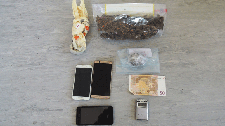 Πέντε συλλήψεις για ναρκωτικά στο Περιστέρι