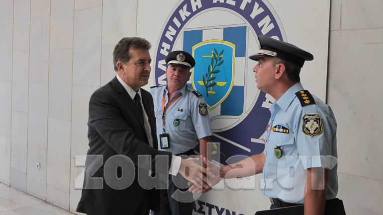 Στη ΓΑΔΑ ο Μιχάλης Χρυσοχοΐδης