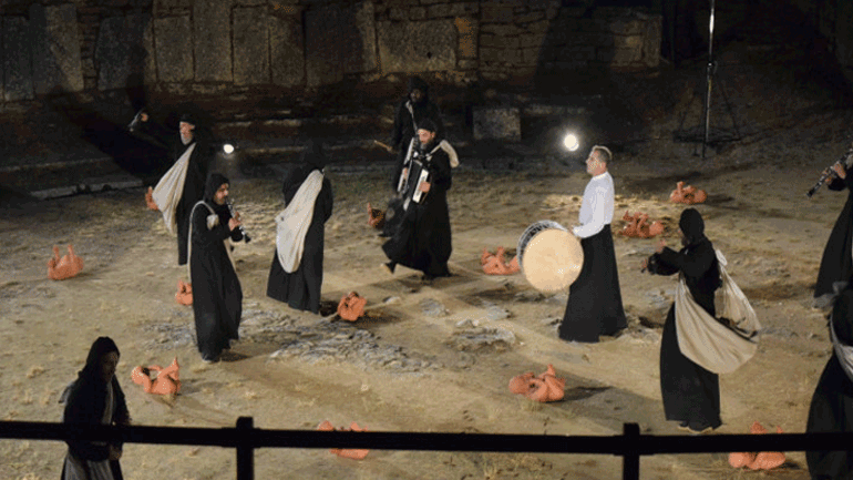 «Οιδίπους Τύραννος»: Οι τελευταίες οδηγίες του Κ.  Μαρκουλάκη πριν την παράσταση