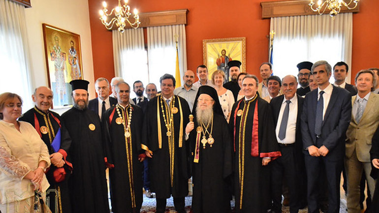 Επίτιμος Διδάκτορας του ΑΠΘ ο Μητροπολίτης Άνθιμος Επίτιμος Διδάκτορας του ΑΠΘ ο Μητροπολίτης Άνθιμος