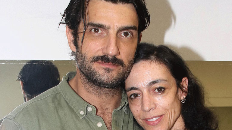 Νίκος Κουρής: Σπάνια δημόσια εμφάνιση με τη σύζυγό του!