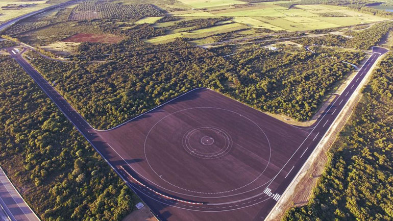 H Porsche εγκαινίασε το νέο κέντρο δοκιμών του Nardo