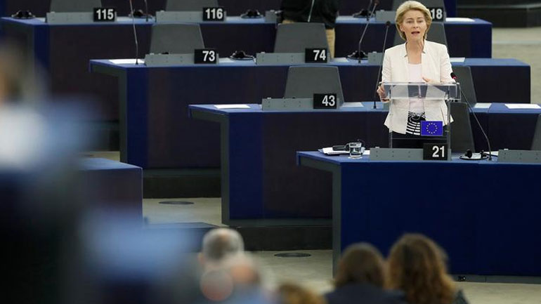 Deutsche Welle: Ανεβαίνουν οι… μετοχές της φον ντερ Λάιεν