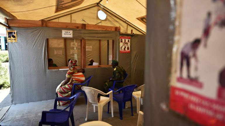 ΠΟΥ: Νέο κρούσμα του Έμπολα στην Ουγκάντα