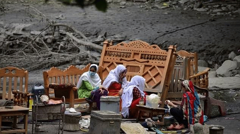 Στους 270 ανήλθαν οι νεκροί από τον μουσώνα στη νότια Ασία