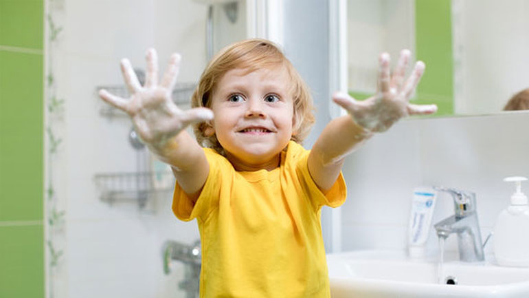Τα βασικά βήματα στο πλύσιμο χεριών των παιδιών
