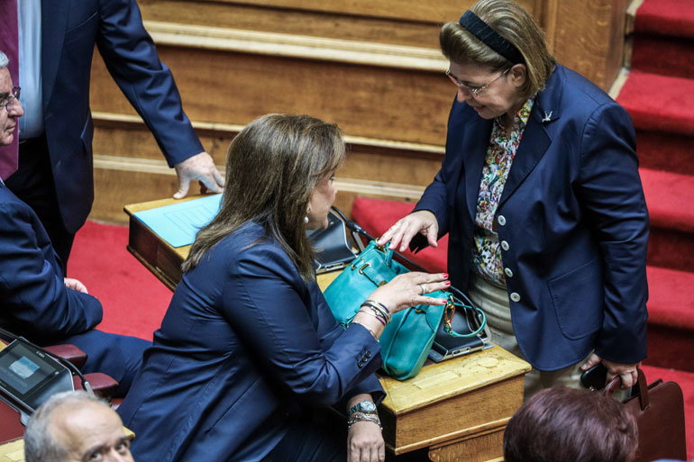 Ντόρα Μπακογιάννη και Λίνα Μενδώνη