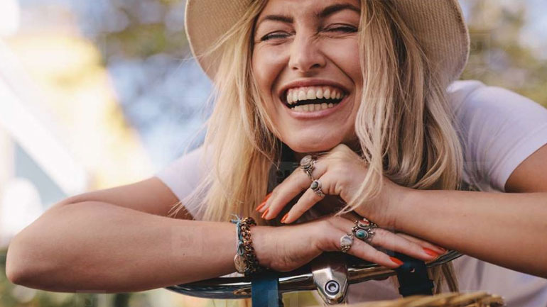 Αυτά είναι τα πιο γοητευτικά χαρακτηριστικά των γυναικών!