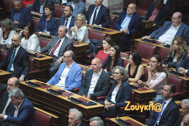 Στα έδρανα του Κοινοβουλίου ο Γιάνης Βαρουφάκης