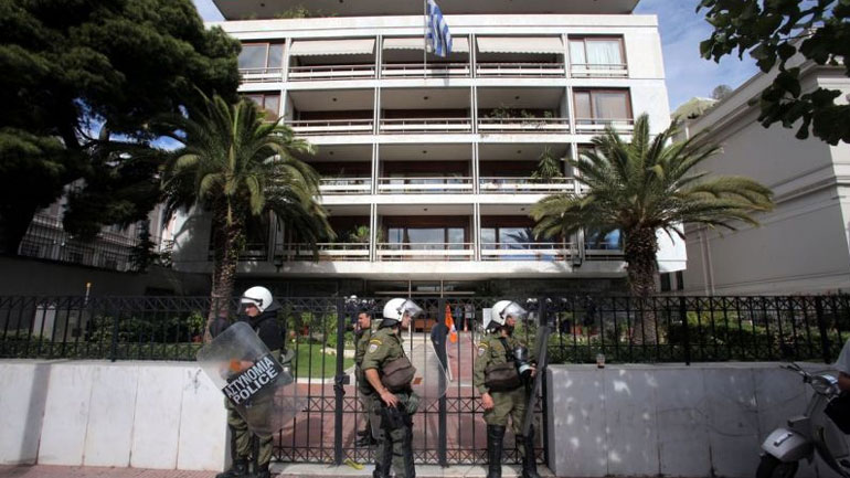 Συναντήσεις θεσμών με υπουργούς