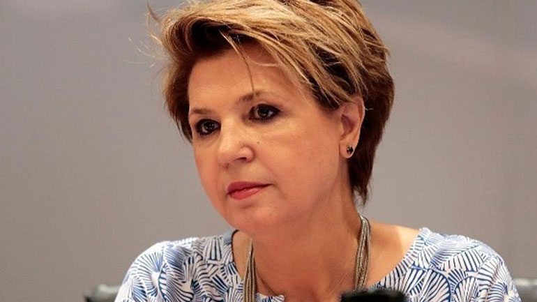 Γεροβασίλη: Tι κρύβεται πίσω από τη ματαίωση της έκδοσης νέων ταυτοτήτων;