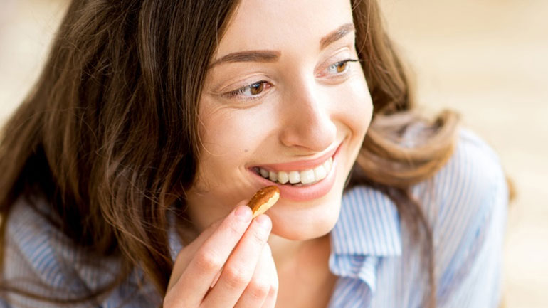 Δέκα σνακ που περιορίζουν την πείνα