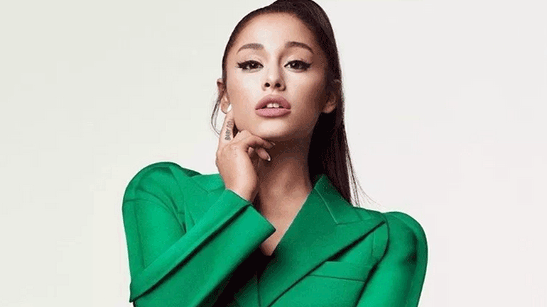 Η  Ariana Grande  έκανε ντεμπούτο στην πρώτη διαφημιστική καμπάνια του Givenchy