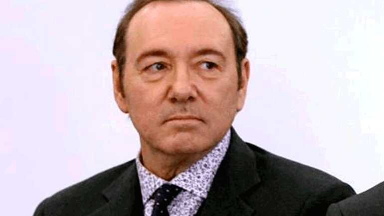 Οι εισαγγελείς απέρριψαν τις κατηγορίες για σεξουαλική επίθεση εις βάρος του Kevin Spacey