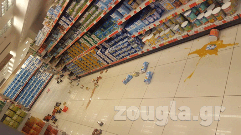 Σεισμός στην Αττική: Ζημιές σε κατάστημα σούπερ μάρκετ στο Ίλιον