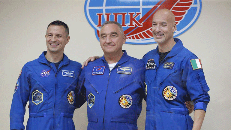 Ρωσία: Διακριτικό των αστροναυτών του Soyuz MC-13 θα μνημονεύει την ιστορική αποστολή του Apollo 11