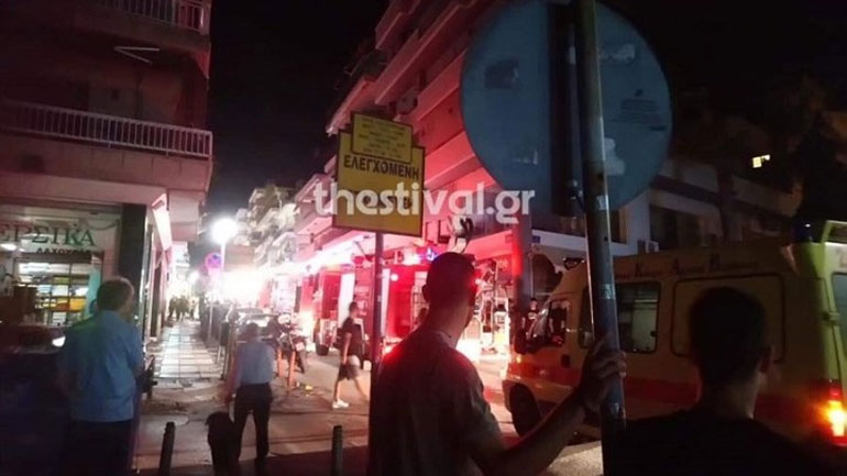 Φωτιά σε διαμέρισμα στην Καλαμαριά – Απεγκλωβίστηκε ηλικιωμένη