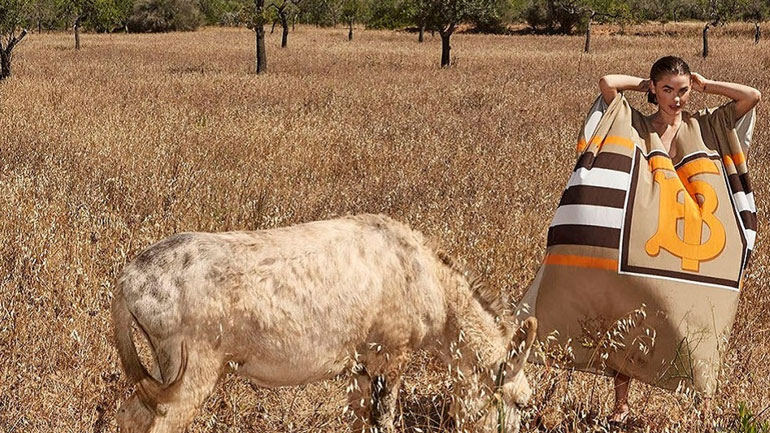 Καλοκαίρι με στυλ με τη νέα beachwear συλλογή της Burberry