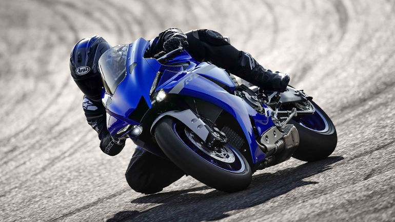 Yamaha YZF-R1 & R1M: H εξέλιξη βελτιώνει το είδος