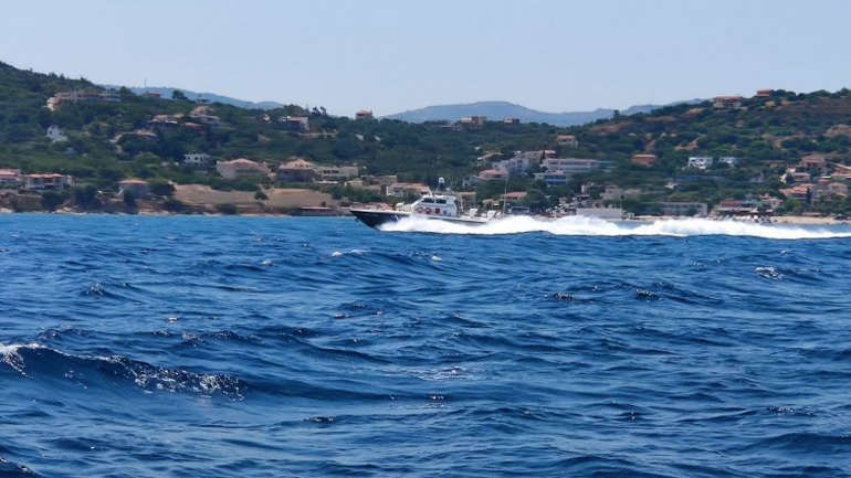 Μετανάστες προσπάθησαν να έρθουν στη Χίο κολυμπώντας