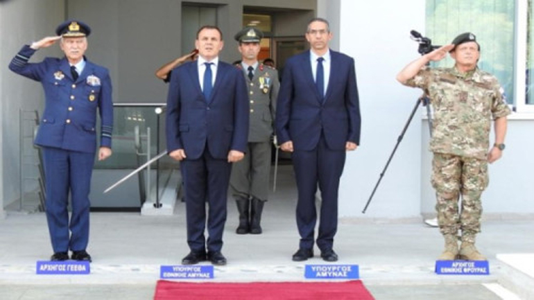 Μήνυμα του υπουργού Εθνικής Άμυνας από την Κύπρο