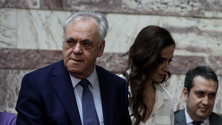 Δραγασάκης: Η κυβέρνηση να σεβαστεί το έργο που της παραδόθηκε